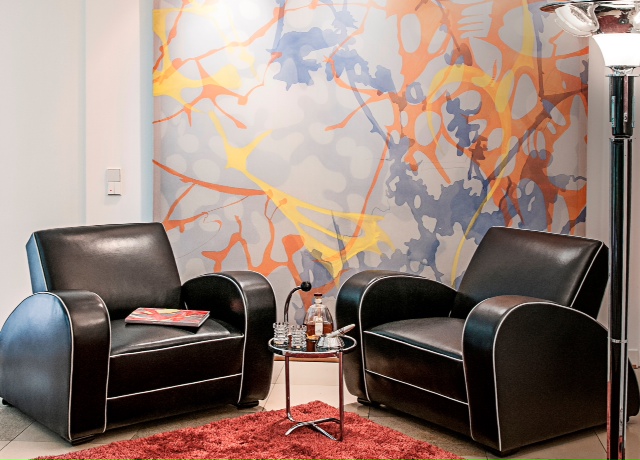 Paar Club-Polstersessel Modell „SPACE“ –in Leder-