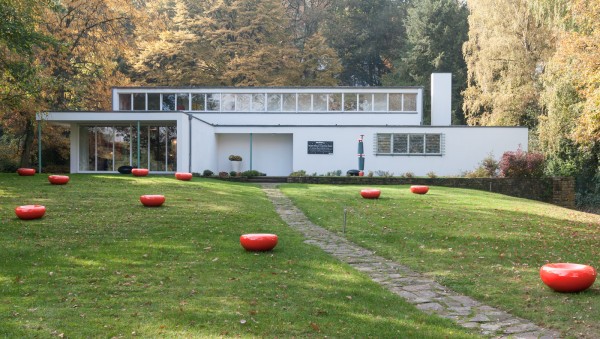 Objekt „Globules“ für Innen und Außen